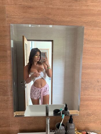 Xeniahelenaa  page leaked private photo uncensored HD quality