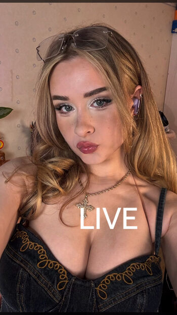 Yaboielina page leaked private photo uncensored HD quality