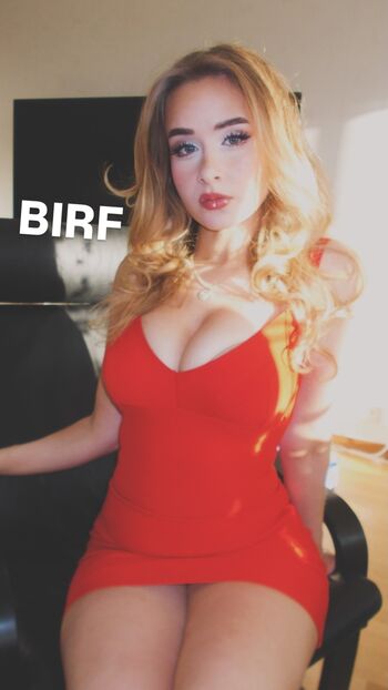 Yaboielina leaked private photo uncensored HD quality