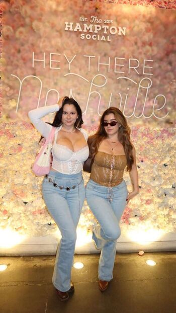 Yellz  page leaked private photo uncensored HD quality