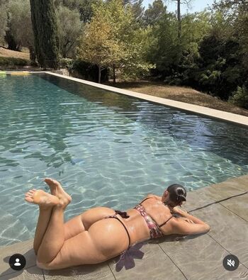 Yesjulz  page leaked private photo uncensored HD quality