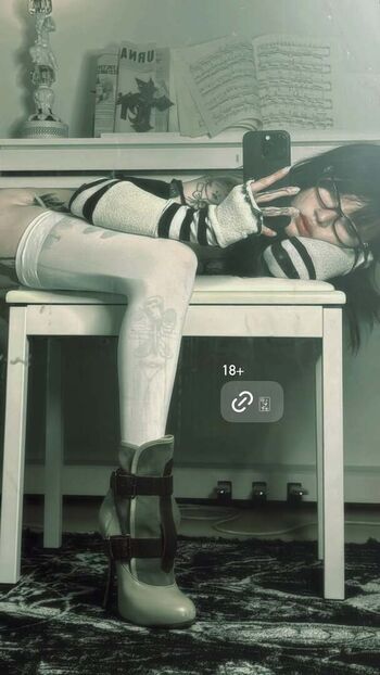 Yeule leaked private photo uncensored HD quality