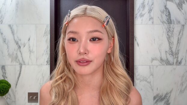 Yoonchae page leaked private photo uncensored HD quality