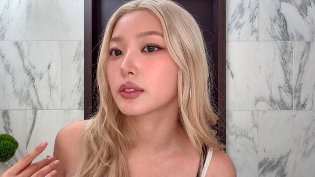 Yoonchae page leaked private photo uncensored HD quality