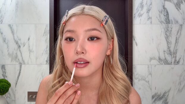 Yoonchae page leaked private photo uncensored HD quality