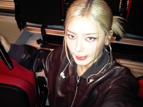 Yoonchae page leaked private photo uncensored HD quality