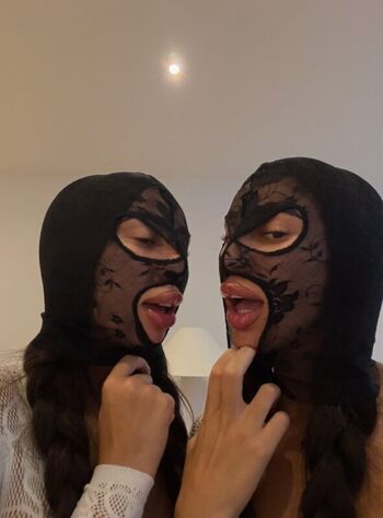 Yourtwinss page leaked private photo uncensored HD quality