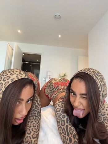 Yourtwinss leaked private photo uncensored HD quality