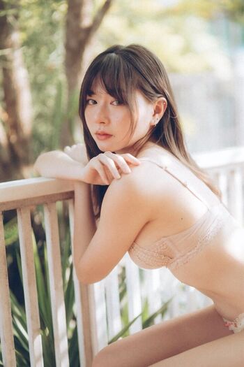 Yunjing saehun page leaked private photo uncensored HD quality
