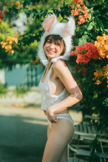 Yunjing saehun page leaked private photo uncensored HD quality