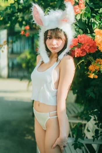 Yunjing saehun page leaked private photo uncensored HD quality