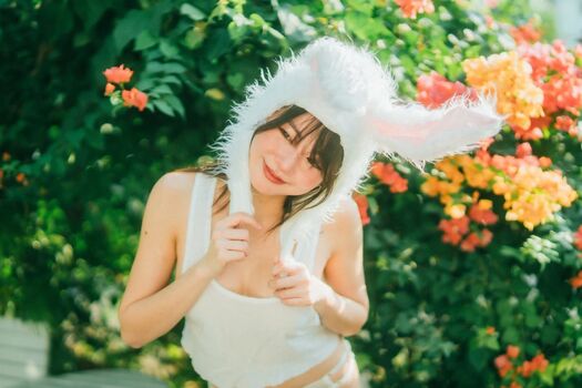 Yunjing saehun page leaked private photo uncensored HD quality