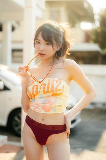 Yunjing saehun page leaked private photo uncensored HD quality
