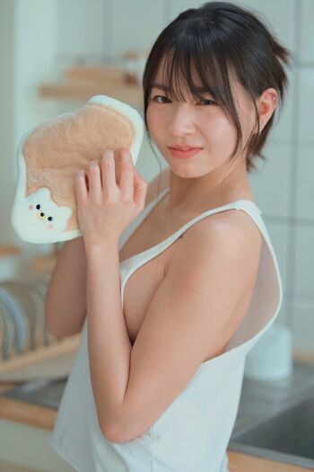 Yunjing saehun page leaked private photo uncensored HD quality