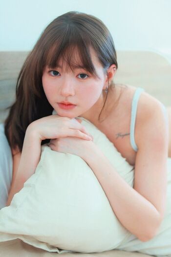 Yunjing saehun page leaked private photo uncensored HD quality