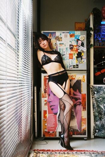 Yunjing saehun page leaked private photo uncensored HD quality