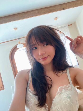 Yunjing saehun page leaked private photo uncensored HD quality