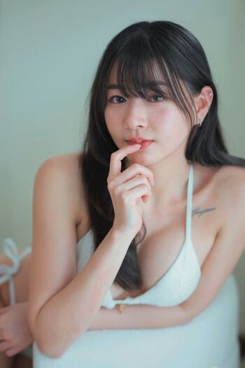 Yunjing saehun page leaked private photo uncensored HD quality