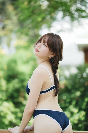 Yunjing saehun page leaked private photo uncensored HD quality