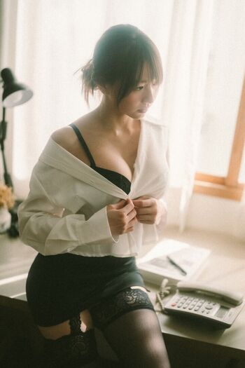 Yunjing saehun page leaked private photo uncensored HD quality