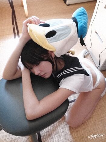 Yunjing saehun page leaked private photo uncensored HD quality