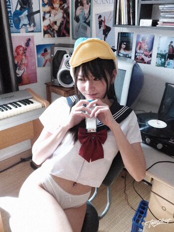 Yunjing saehun page leaked private photo uncensored HD quality