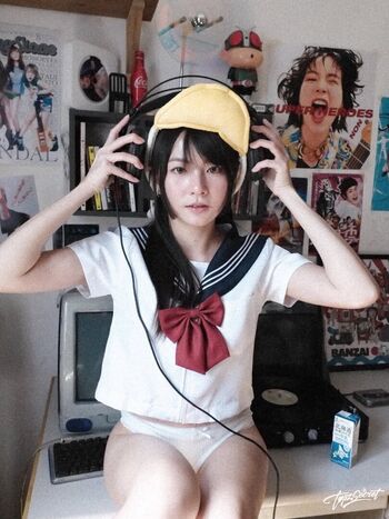 Yunjing saehun page leaked private photo uncensored HD quality