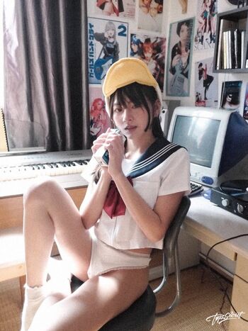 Yunjing saehun page leaked private photo uncensored HD quality