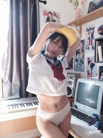 Yunjing saehun page leaked private photo uncensored HD quality