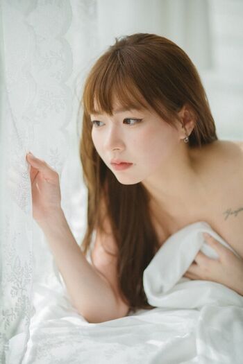 Yunjing saehun leaked private photo uncensored HD quality