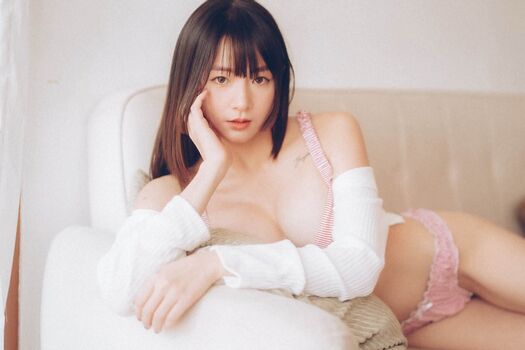 Yunjing saehun leaked private photo uncensored HD quality
