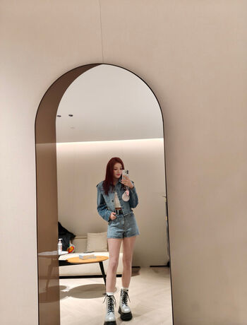 Yuqi page leaked private photo uncensored HD quality