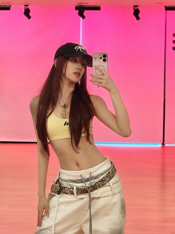 Yuqi page leaked private photo uncensored HD quality