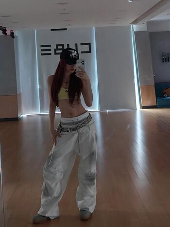 Yuqi page leaked private photo uncensored HD quality