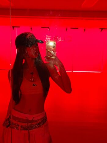 Yuqi page leaked private photo uncensored HD quality