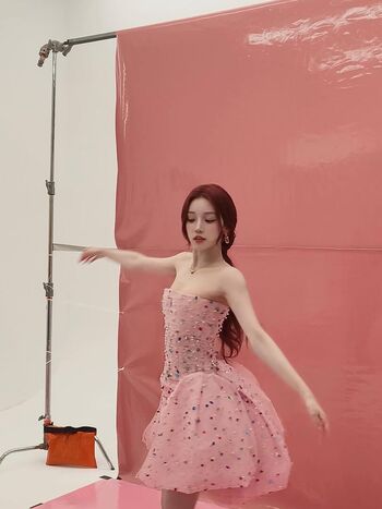 Yuqi leaked private photo uncensored HD quality