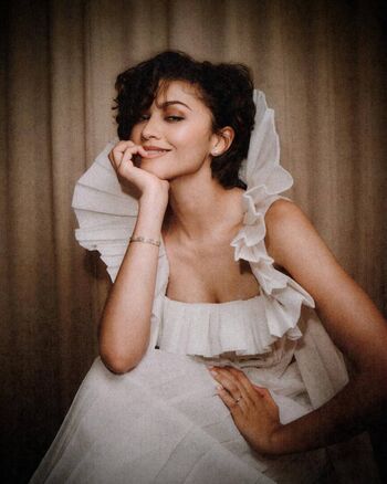 Zendaya page leaked private photo uncensored HD quality