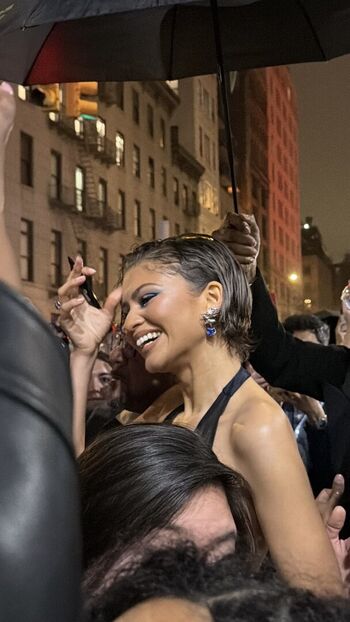 Zendaya page leaked private photo uncensored HD quality