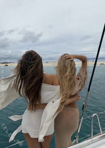 Zoe kaeppele leaked private photo uncensored HD quality