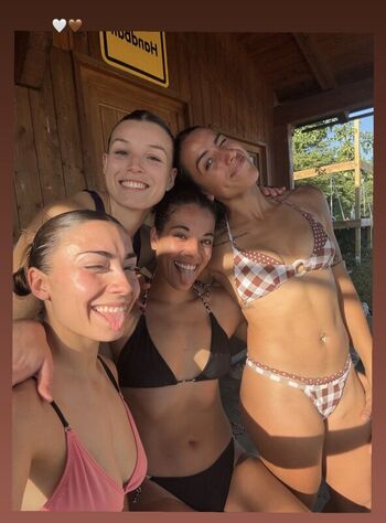 Zoe turnes leaked private photo uncensored HD quality