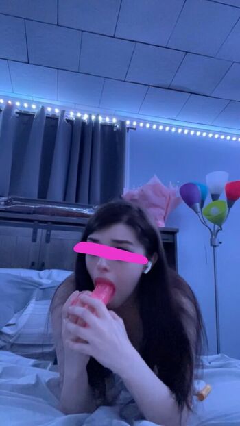 Zombe tramp page leaked private photo uncensored HD quality